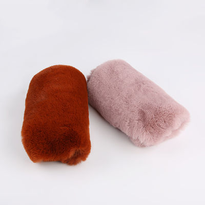 編み物 100% ポリエステル とても柔らかい 大重さ 20-25mm うさぎ毛布