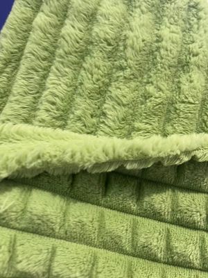 冬の毛布のための双面フラネルの毛布 プレイド 超柔らかい100ポリエステル