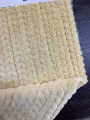 短毛皮 柔らかい偽毛皮 コート用 玩具用 糸数 接触長さ 60cm 色 グレー